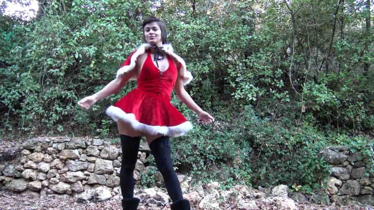 Vic Alouqua on Gone Wild Day, boobs, christmas, public-nudity, masturbate, dildo, squirt, french, stockings, cosplay, fingers, hairy, outdoor videos, her instagram, twitter, reddit, onlyfans, mym, xhamster, pornhub links