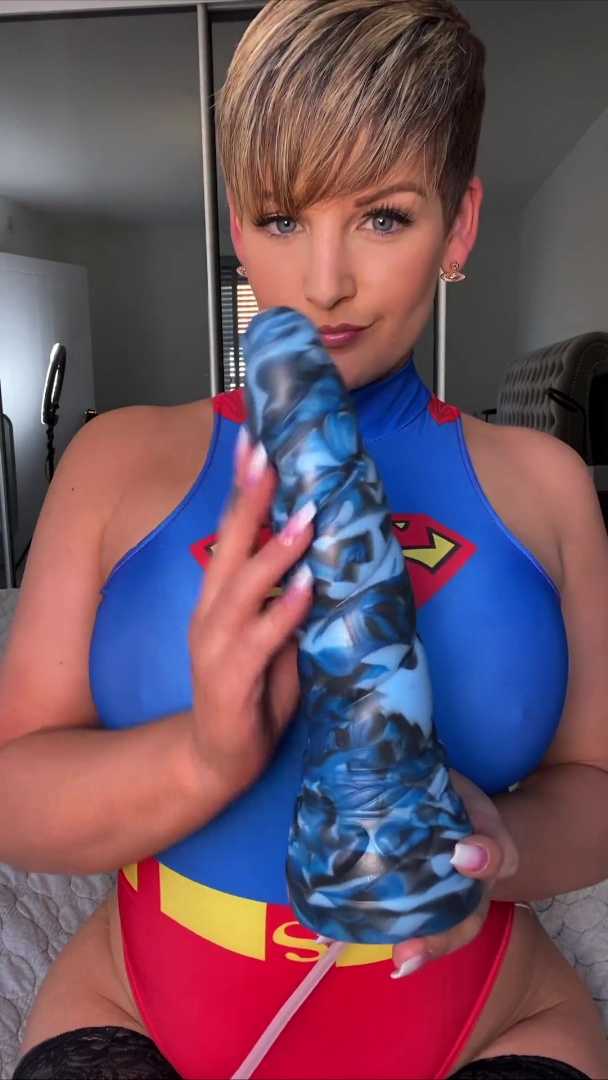 Hannah Brooks on Gone Wild Day, boobs, short-hair, pornstar, dildo, anal-plug, grool videos, her tiktok, instagram, x, reddit, onlyfans, pornhub links